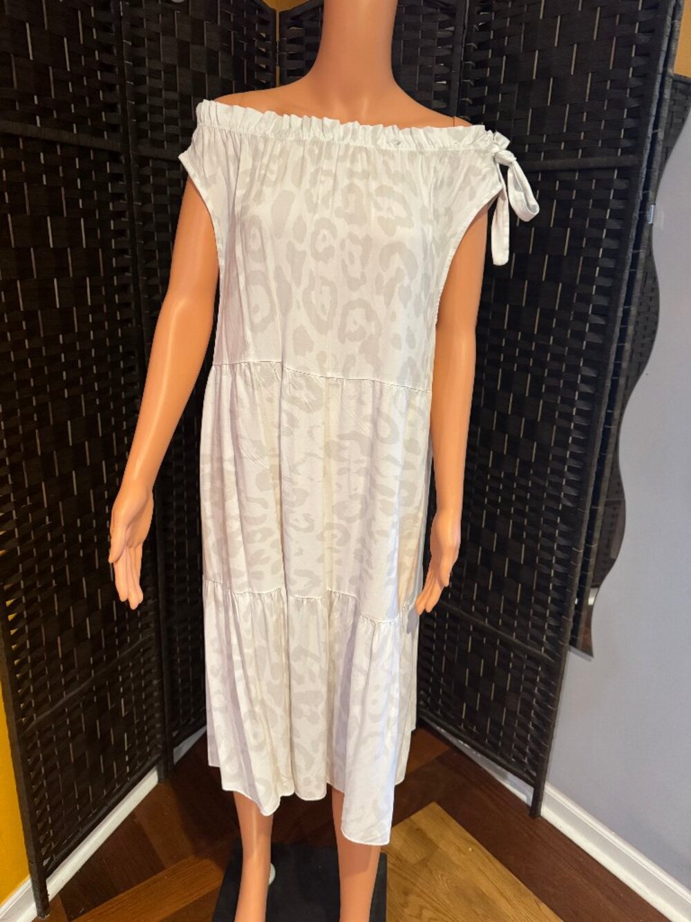 women dress size s/l
